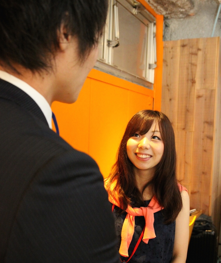 ＜CafeStyle＞男性EXECTIVE×20代中心の年下彼女